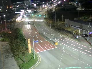 本綠山三岔路口