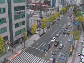 梵魚寺入口路口