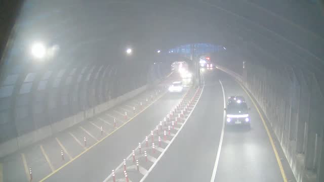 南港大橋影島端2.3km處