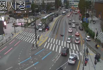 舊市廳十字路口南浦站