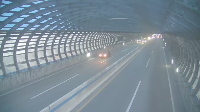 南港大橋第4隧道起點處