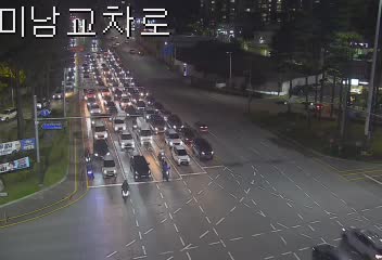 美南交叉路口美南站/忠烈大路