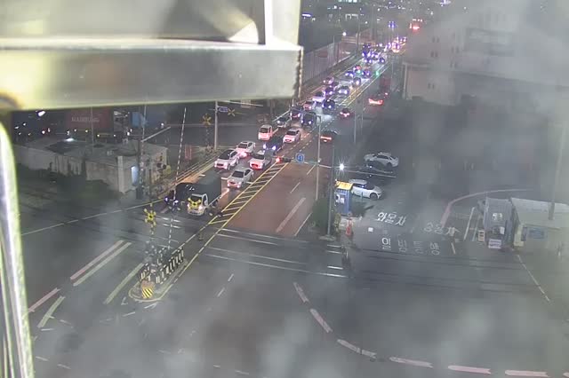 戡蠻十字路口牛岩洞聯外