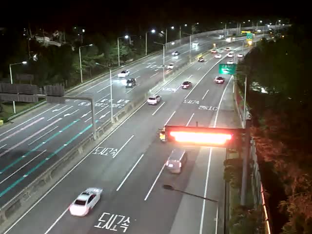 五倫隧道入口京釜高速回東端