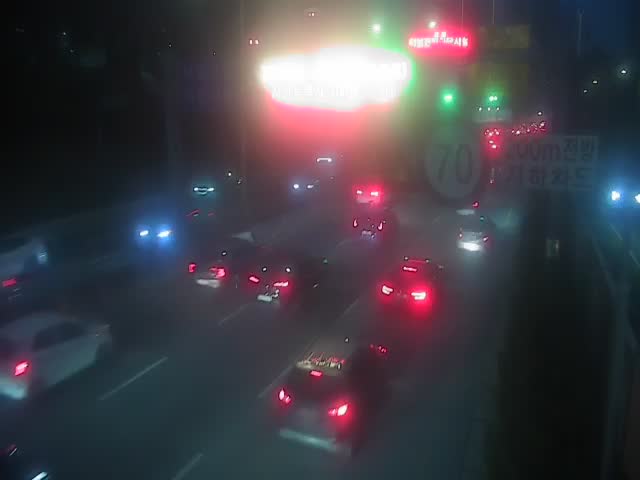 萇山隧道海雲台新城方向
