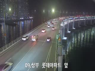 廣安大橋上層佑洞樂天公寓前
