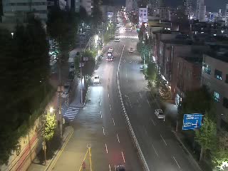 新羅大學校入口十字路口掛法洞