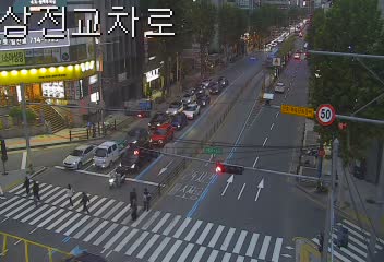 參田交叉路口市民公園南側