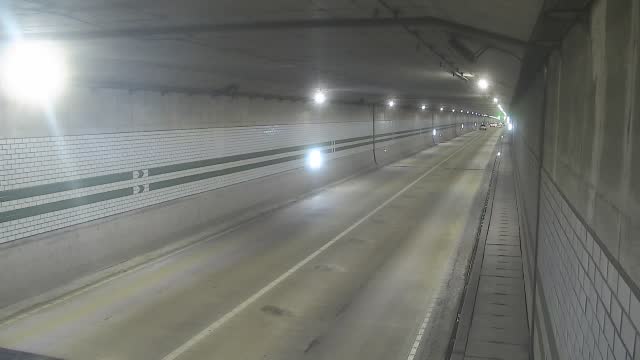 長坪隧道甘川方向525公尺處