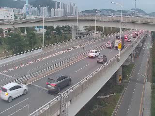 乙淑島大橋沙下端引道