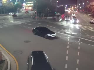 廣安里水上皇宮飯店前海濱第一排