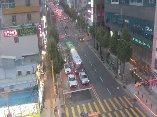 釜山大學NC百貨前中央大路