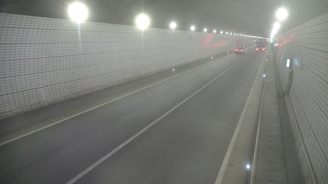 水晶隧道伽倻方向50公尺處