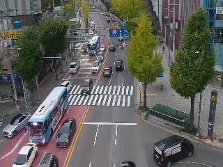 西大新十字路口西大新站