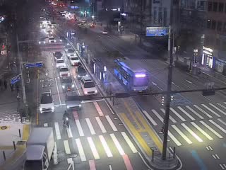 釜山郵局前路口中央站/中央洞