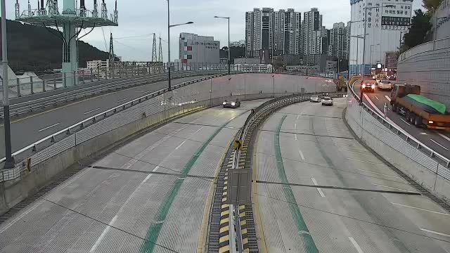 長坪隧道甘川方向出口