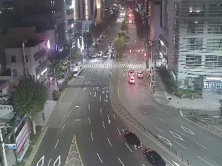 凡谷交叉路口凡川洞/荒嶺隧道入口
