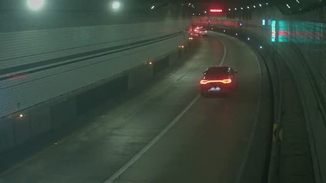 神仙台地下道釜山港大橋方向900公尺