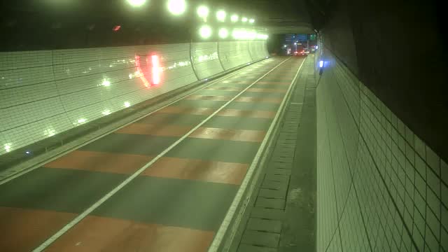 白楊隧道毛羅方向2400公尺處