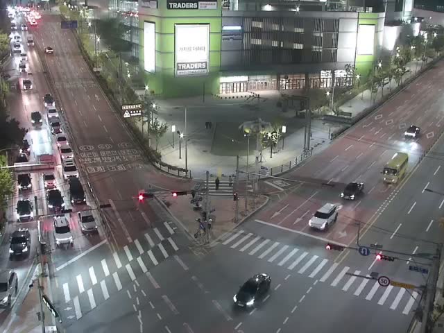 月輪交叉路口安樂洞/繁榮路匝道
