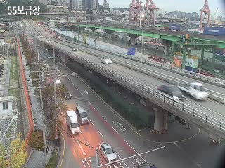 港灣三岔路口釜山港客運站北側