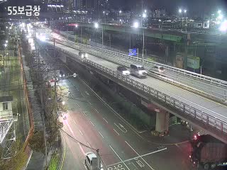港灣三岔路口釜山港客運站北側