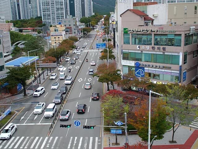 海雲台文化會館前十字路口萇山站