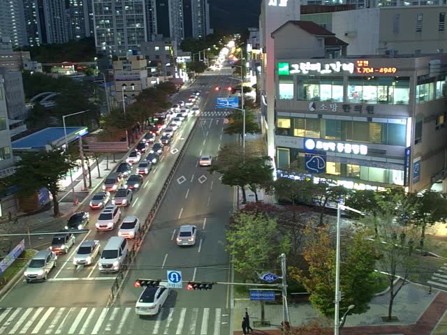 海雲台文化會館前十字路口萇山站
