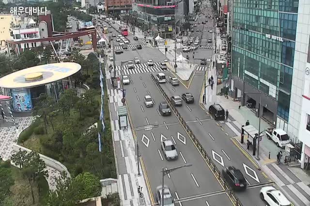 海雲台海濱路海水浴場活動廣場前