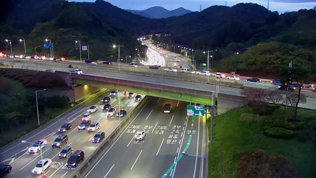 回東交叉路口回東交流道/繁榮路終點