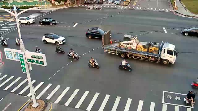 翠華路、明潭路