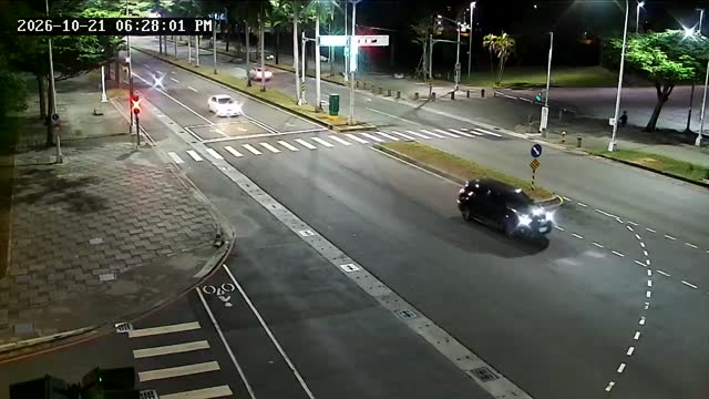 世運大道、國訓中心前
