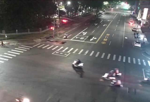 海功路、軍校路