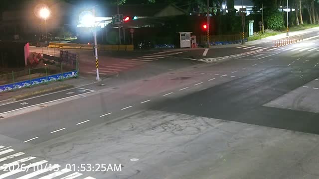 左楠路、世運大道車流2