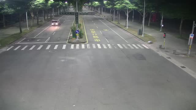世運大道、世運主場館入口前