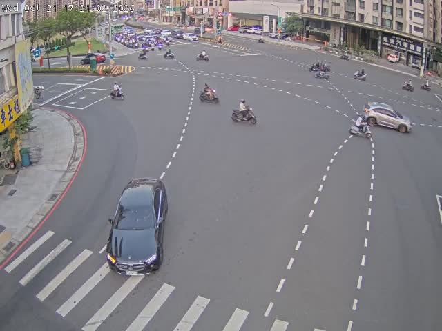 九如一路、澄清路口1