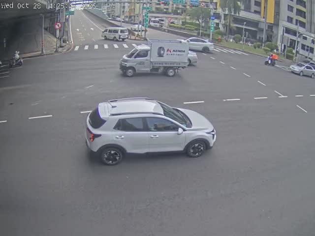 九如一路、交流道西側2