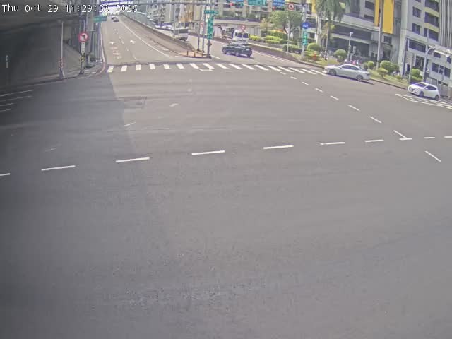 九如一路、交流道西側2