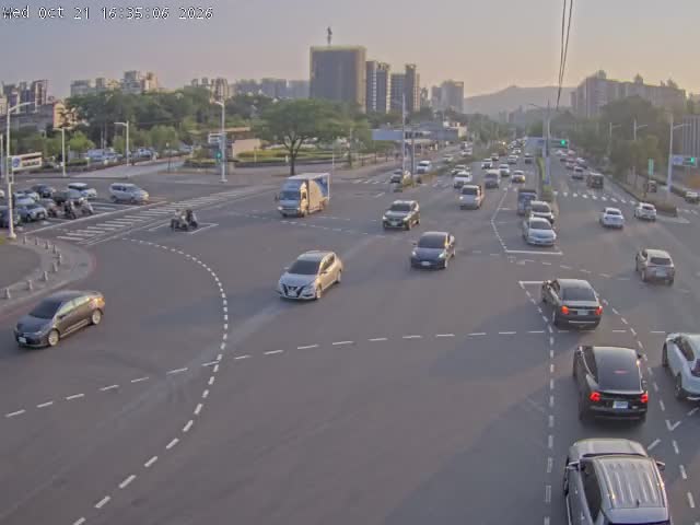 翠華路(台17)、新莊一路1