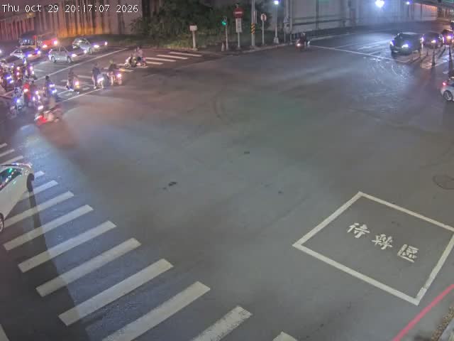 建國一路、高雄交流道(東側)2