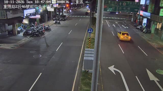 重陽路2段46號前中央分隔島