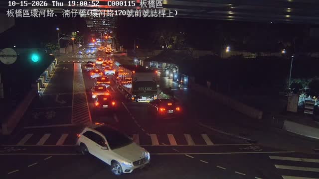 板橋區環河路、湳仔橋(環河路170號前號誌桿上)