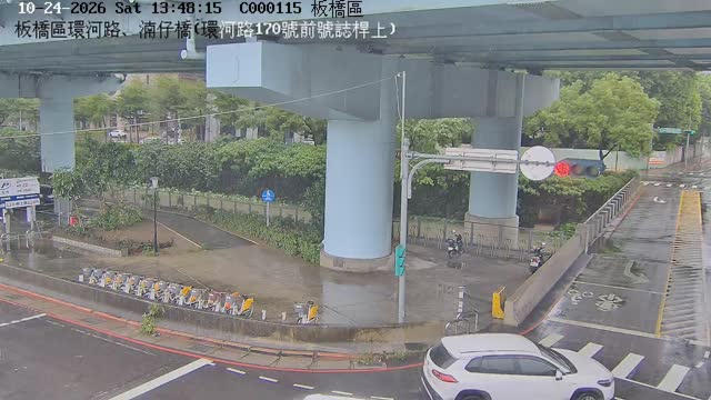 板橋區環河路、湳仔橋(環河路170號前號誌桿上)
