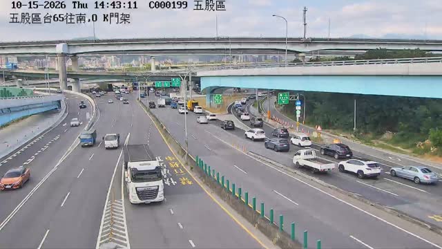 五股區台65往南,O K門架