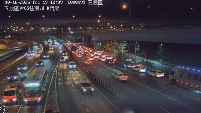 五股區台65往南,O K門架