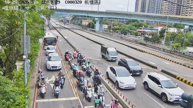 橋頭路(第十河川局門口)