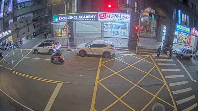 漢生東路/漢生東路326巷(往西)