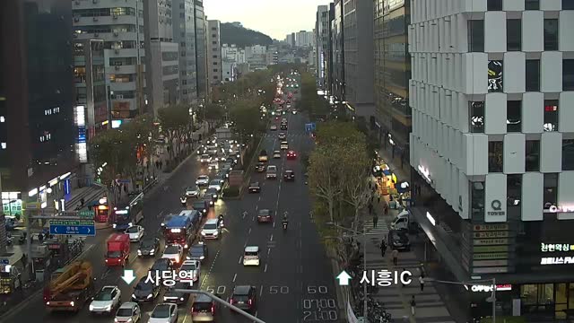 首爾大學入口站