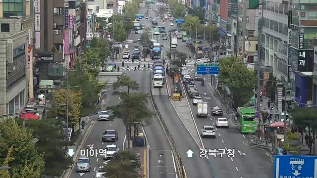 水逾十字路口