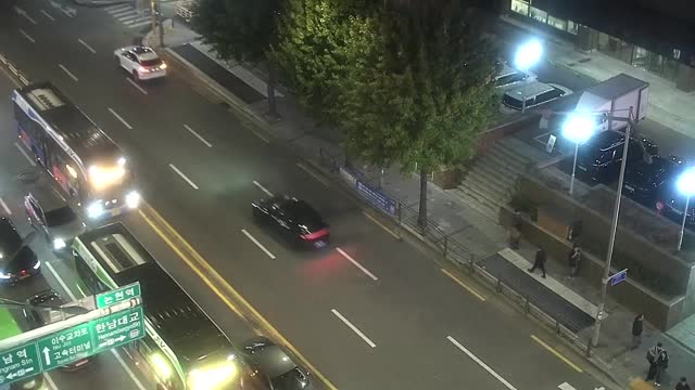 論峴站
